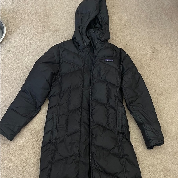 Patagonia Jackets & Blazers - Patagonia Black Women's Hooded Puffer Coat